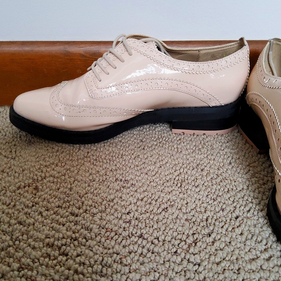 DSW Gunmetal Marushka Wingtip Vegan Pink Patent Oxford 7 - Picture 11 of 11